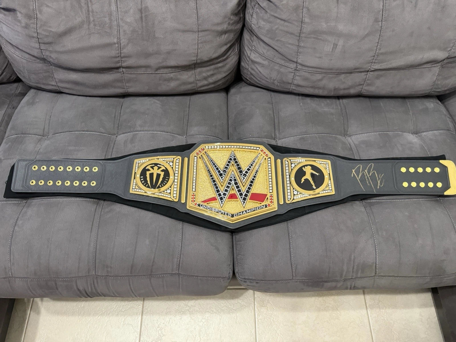 Roman Reigns Autographed Undisputed WWE Championship Replica Title Belt
